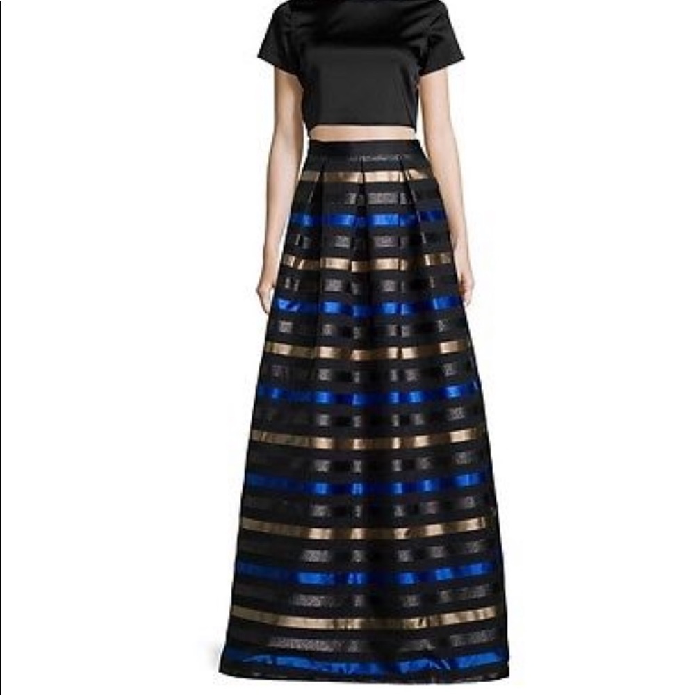 Neiman Marcus Shoshanna striped ball skirt size 2